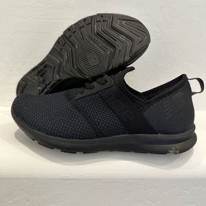 New Balance Women's FuelCore Nergize V1 Sneaker Size 8.5W